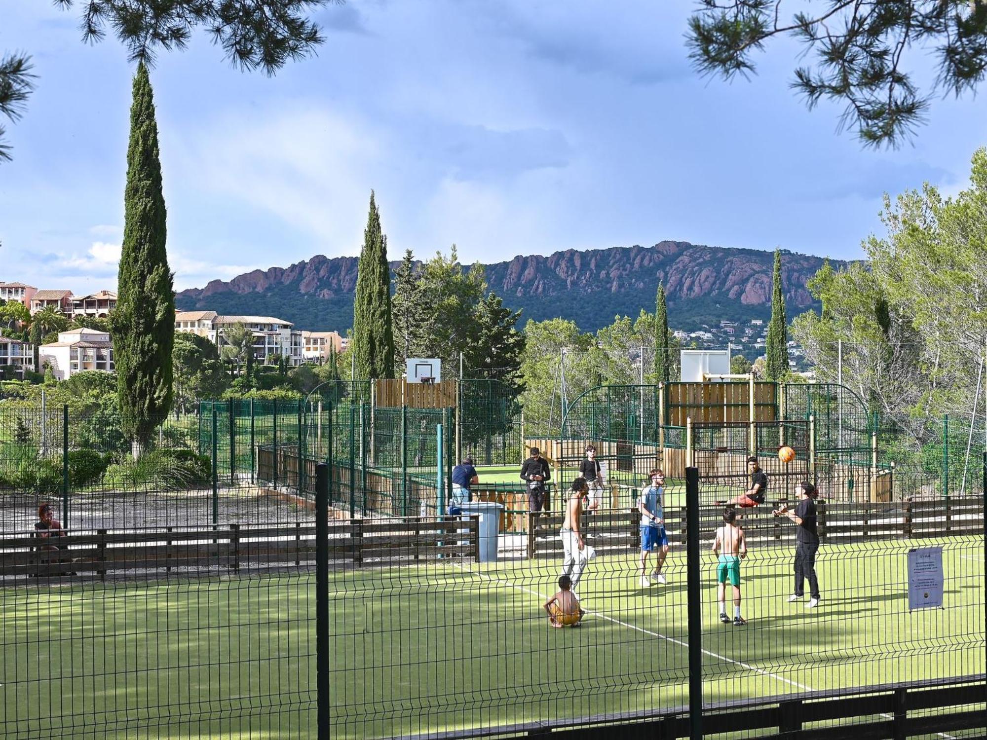 Apartment Village Cap Esterel - Le Village-52 By Interhome Saint-Raphaël Dış mekan fotoğraf