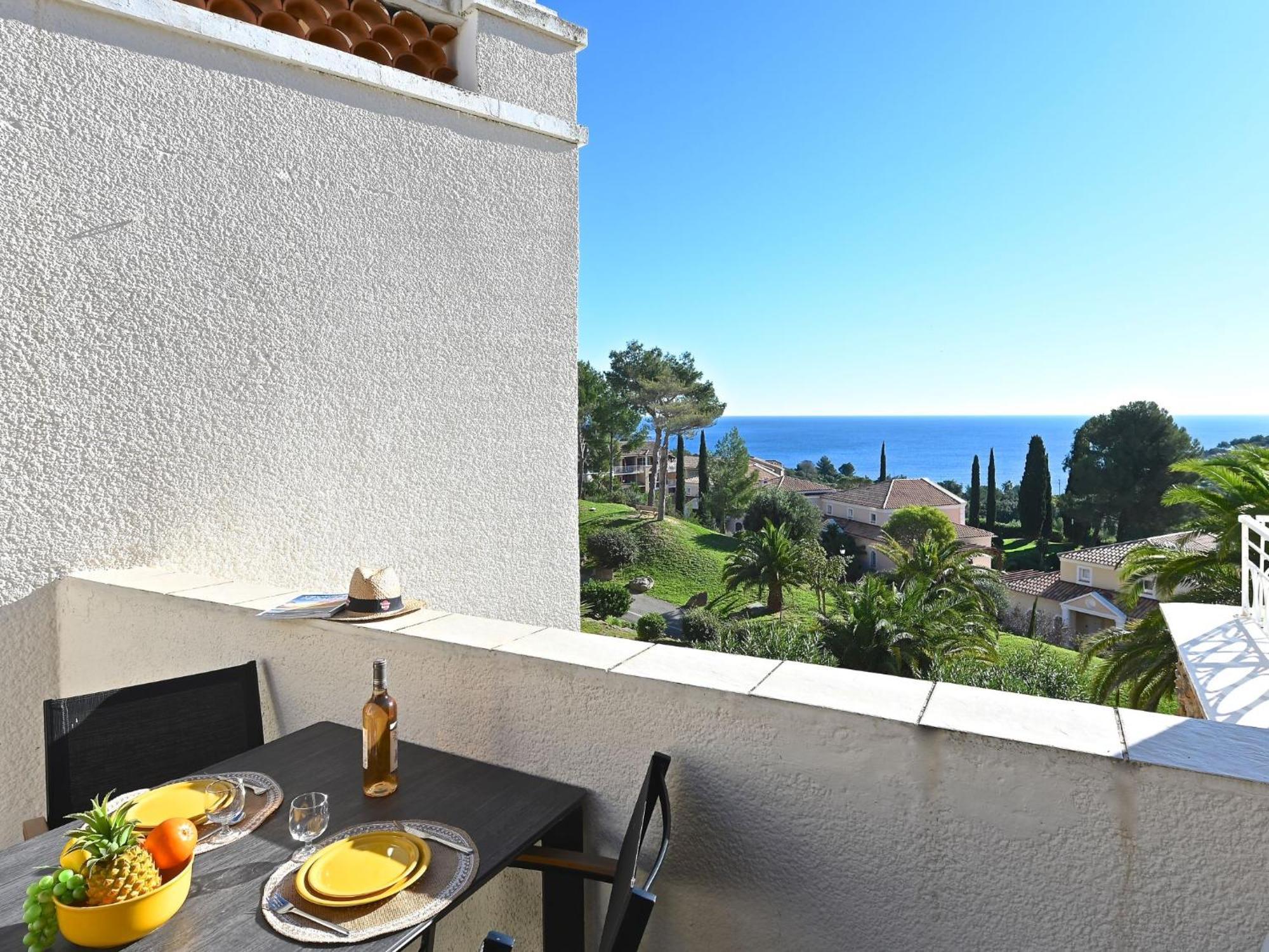 Apartment Village Cap Esterel - Le Village-52 By Interhome Saint-Raphaël Dış mekan fotoğraf